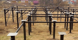 Свайный фундамент под ключ цена с установкой в Кыштыме от 526 рублей/м2| установка свайного фундамента под дом под ключ недорого